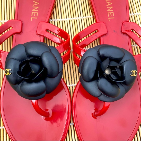 Chanel, Red and Black Rose Camelia Sandals - Picture 4 of 10